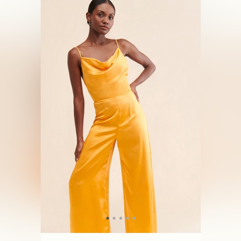 Elliatt‎ Lydia Cowl Neck Jumpsuit xs gold yellow silk